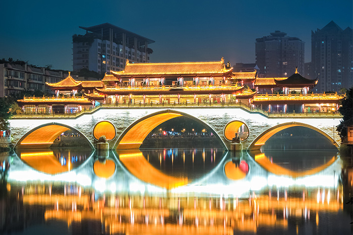 古建筑應該如何進(jìn)行保護性亮化工程？