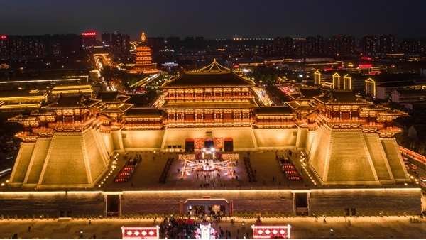文旅夜景燈光照明是當前景區開(kāi)發(fā)的重點(diǎn)
