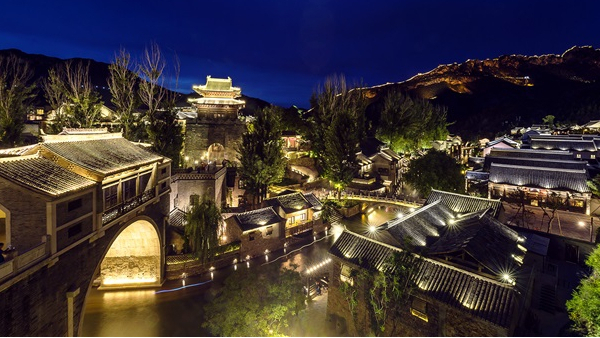 特色小鎮景觀(guān)亮化為景區注入不一樣的夜間景色