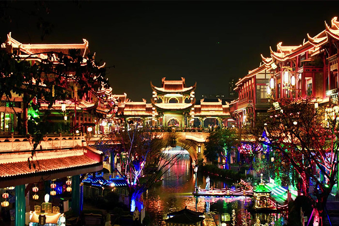 游客天黑就散場(chǎng)？景區亮化幫你抓住“夜間黃金4小時(shí)”，客流翻倍就靠這一步！