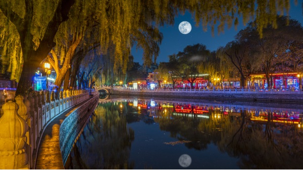 公園夜景燈光亮化如何體現人性化設計理念？