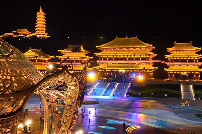 暗場(chǎng)景區留不住人？燈光亮化才是留客“硬通貨”！