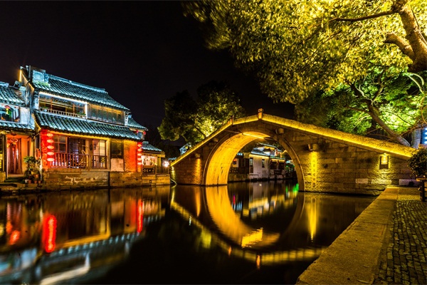 古建景觀(guān)亮化-通過(guò)燈光呈現古建文化