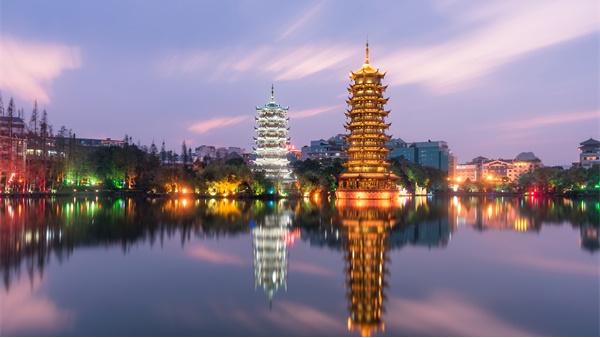 園林景觀(guān)亮化設計，讓城市充滿(mǎn)生命力 ！