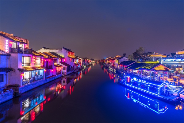 景觀(guān)亮化工程對城市建設的意義