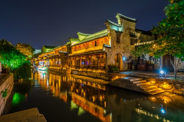 關(guān)于景觀(guān)亮化工程這些你需要知道