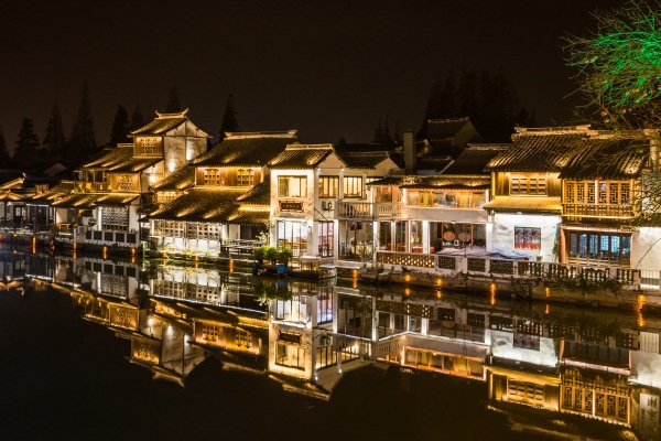 關(guān)于景觀(guān)亮化工程這些你需要知道