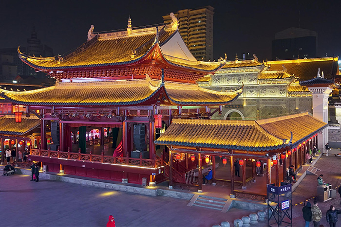 從 “白天看景” 到 “夜間沉浸”：景區亮化工程開(kāi)啟流量新賽道