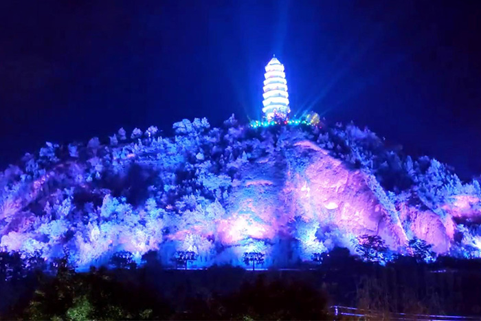 周邊景區因山體亮化成網(wǎng)紅，你的卻因天黑無(wú)人問(wèn)津？差距在這里?